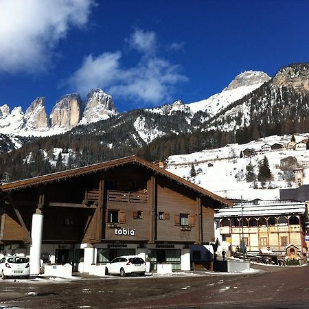 Bed & Breakfast Garni Tobia Campitello di Fassa Bagian luar foto