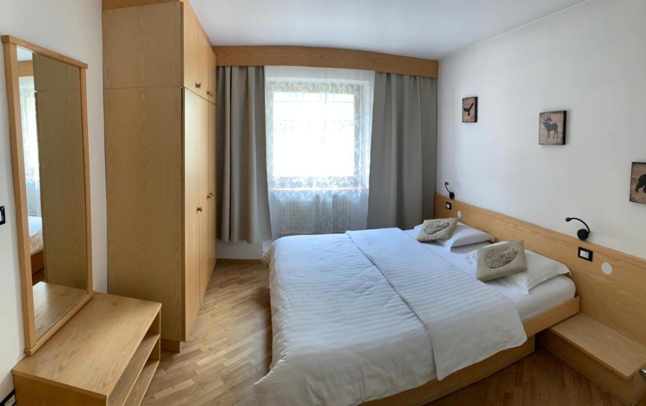 Bed & Breakfast Garni Tobia Campitello di Fassa Bagian luar foto